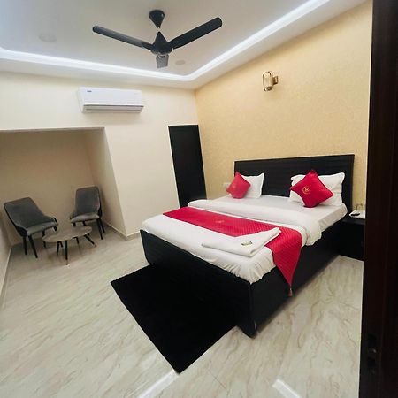 Hotel Royal A Ludhiana Exterior photo