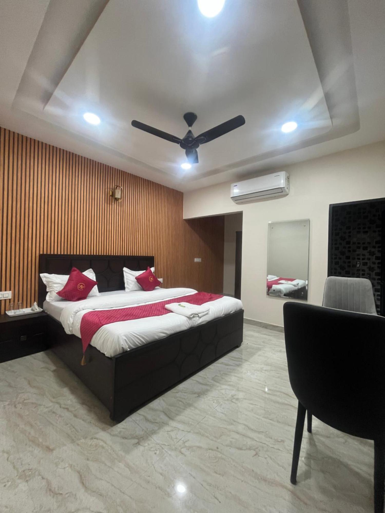Hotel Royal A Ludhiana Exterior photo